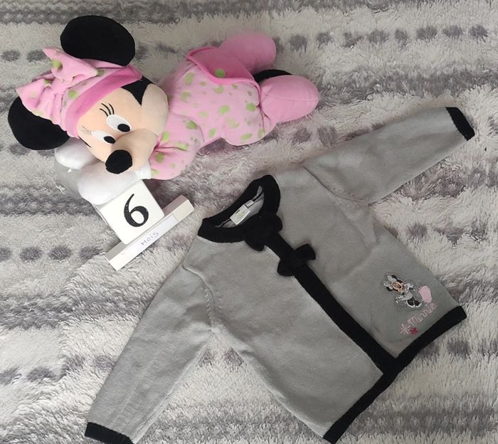Gillet Minnie T:6 mois.