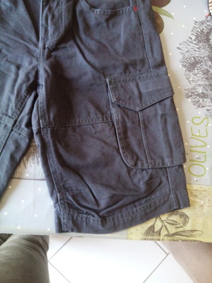 Short / Bermuda 10A - photo numéro 3