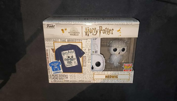 Pack Funko Pop + T-Shirt / Hedwig 76 / Harry Potter / Only In Pop & Tee