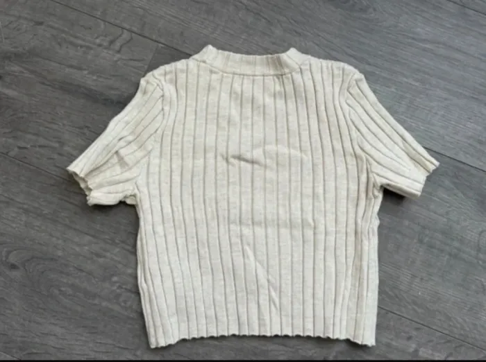 Top court beige côtelé H&M 8/9 ans - photo numéro 6