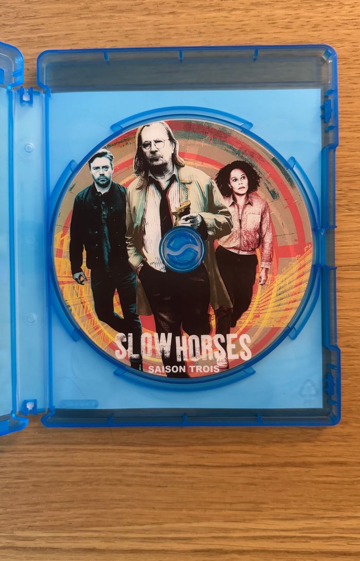 Slow Horses - Saison 3 en Blu-ray - photo numéro 3