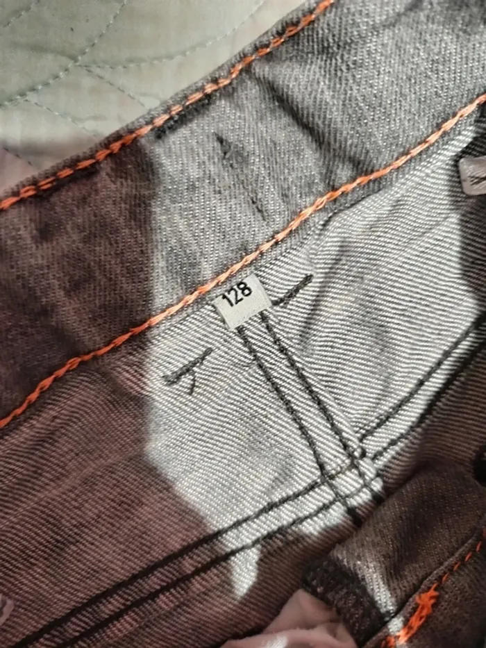 Short en jean's 8 ans - photo numéro 2