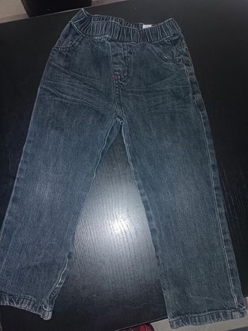 Jean C&A taille 92 cms