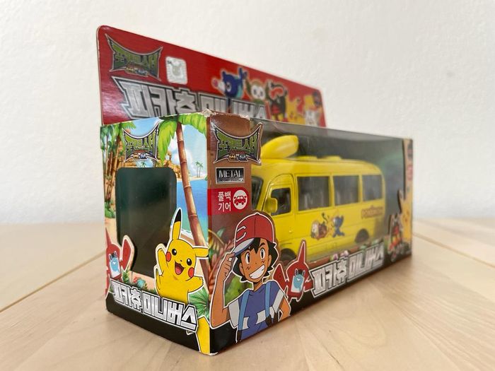 Bus Pokemon coréen unique en France - photo numéro 7