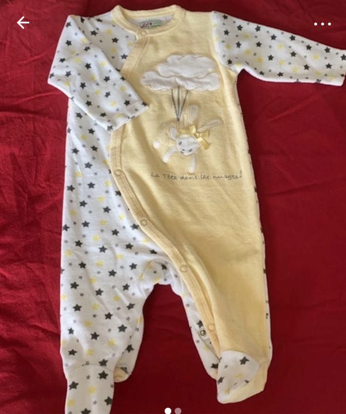 Pyjama jaune et blanc 3 mois