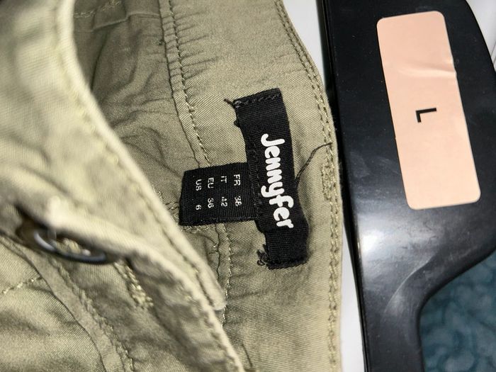 Short kaki - photo numéro 3