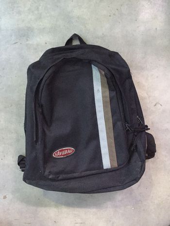 Sac à dos noir 3 poches