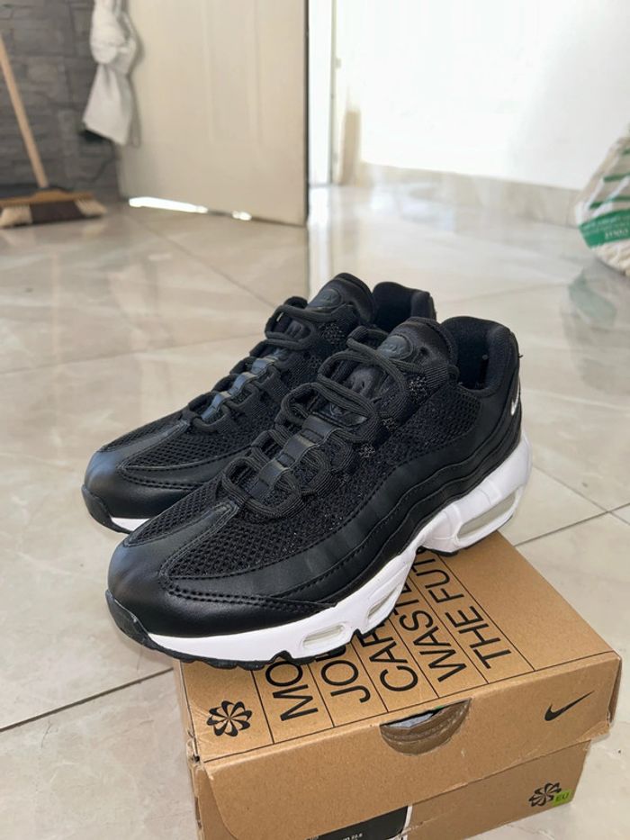 Nike Air Max 95 - photo numéro 2