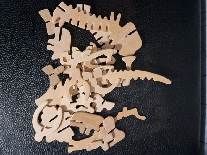 Puzzle 3D dinosaure en bois - photo numéro 8