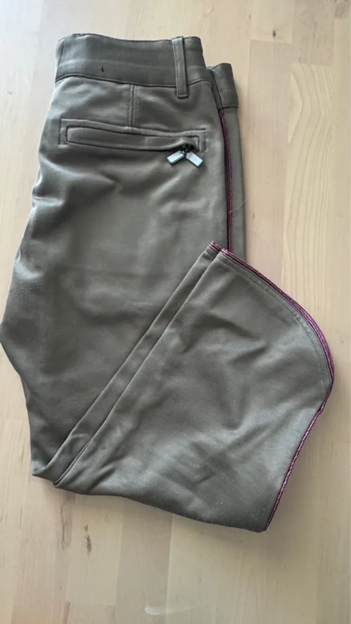 Pantacourt femme diesel T27 - photo numéro 8