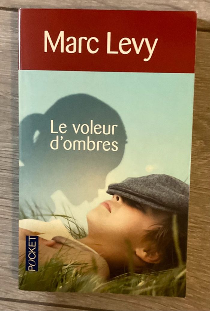 Livre de poche Marc Levy « le voleur d’ombres »
