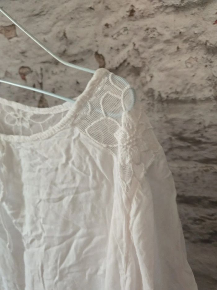 Haut blanc - photo numéro 2
