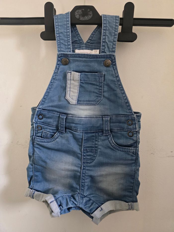🍼 Salopette Courte en Jean Effet Usé + Polo 6 Mois - photo numéro 2