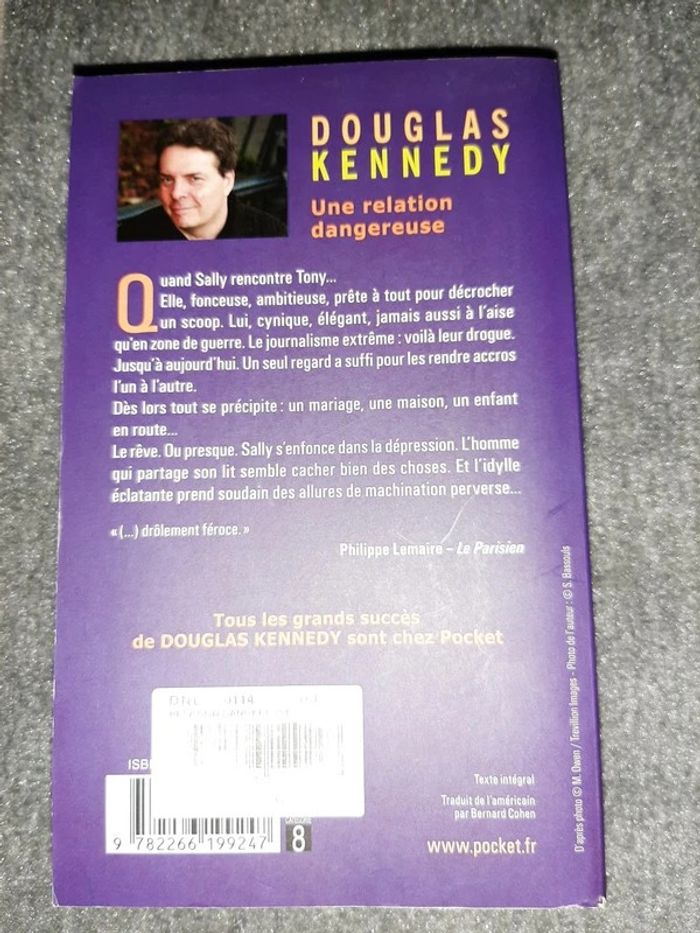 Livre Une relation dangereuse - photo numéro 2