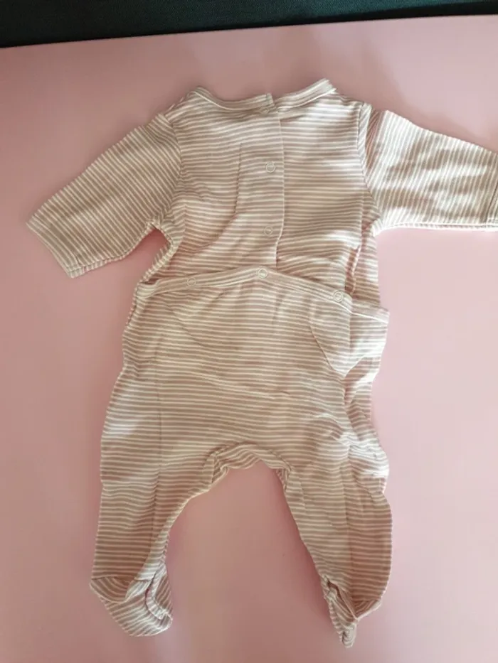 Lot 3 pyjamas fille 1 mois - photo numéro 4