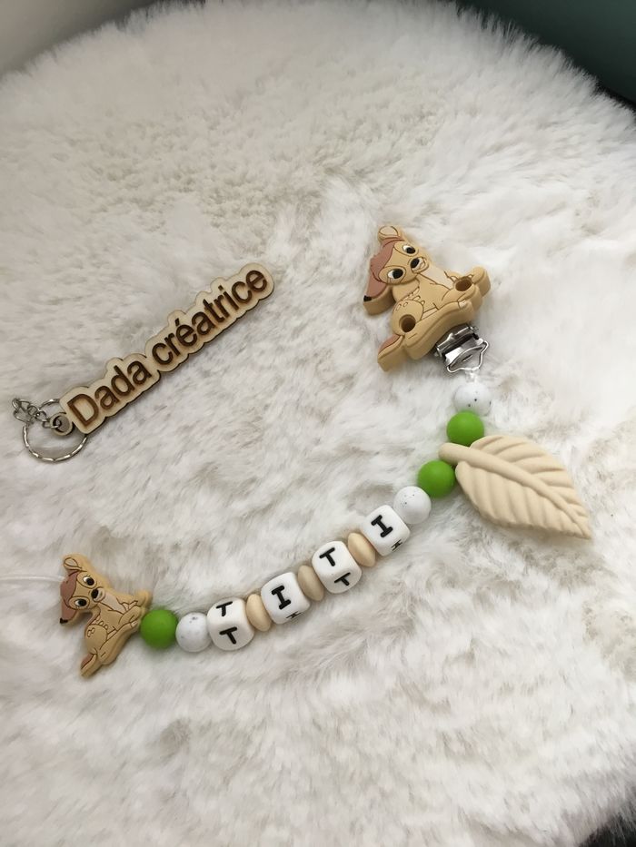 Attache tétine personnalisé bambie