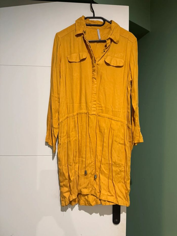 Robe chemise moutarde