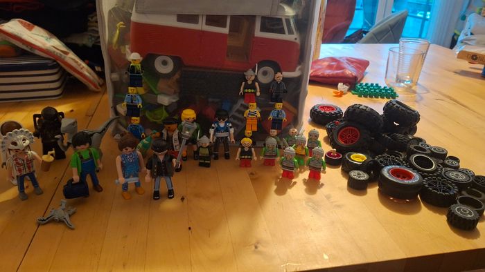 Gros lot légos  avec vehicules et figurines - photo numéro 5