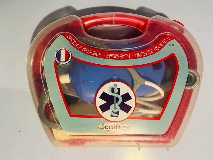 Mallette de docteur