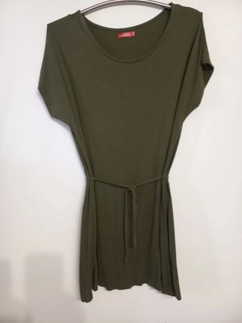 Robe kaki