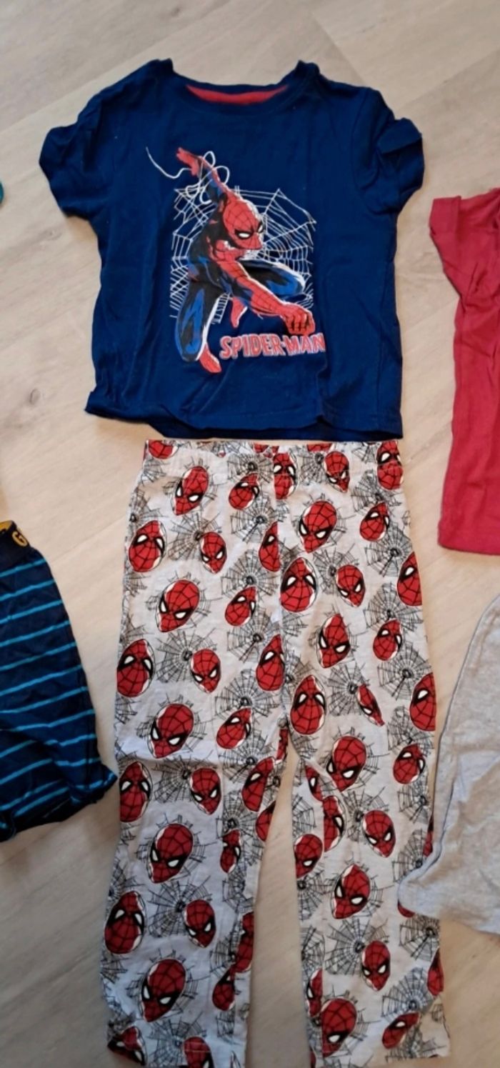 Lot de 3 pyjamas 2ans neufs garçon - photo numéro 3
