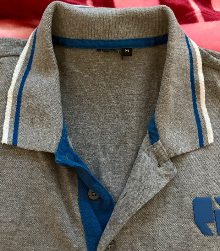 Polo gris - photo numéro 4