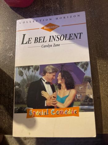 Livre de poche comédie le bel insolent