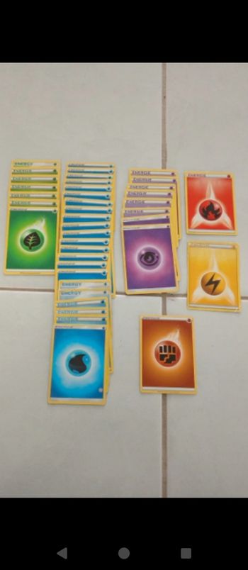 Lot 40 cartes Pokémon énergie