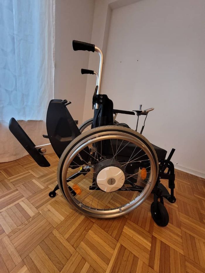 Fauteuil roulant actif Otto Bock Motus 2 CV avec Alber E-Fix 35 avec module Bluetooth - photo numéro 2