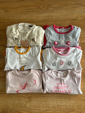 Lot de 6 pyjamas deux pièces 23M