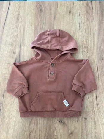 Sweat à capuche bébé