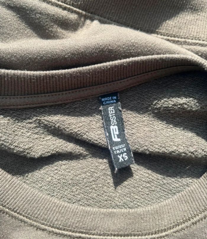 Sweat basique kaki FB Sister - Taille XS - Très bon état - photo numéro 4