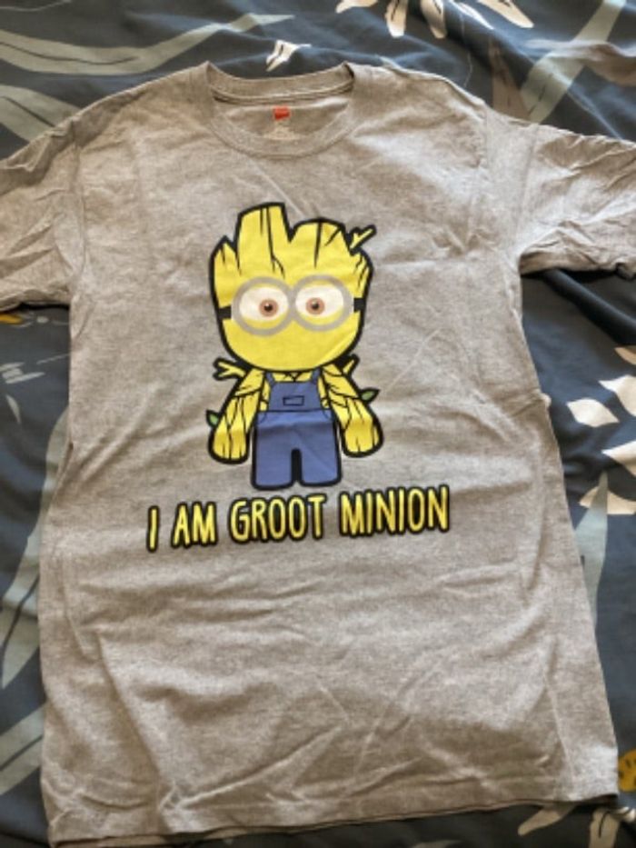 T-shirt minion groot