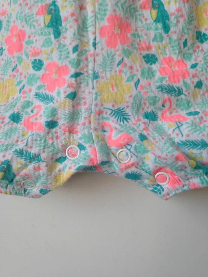 Combi-short col rond sans manches fleuries 24mois 86cm - photo numéro 5