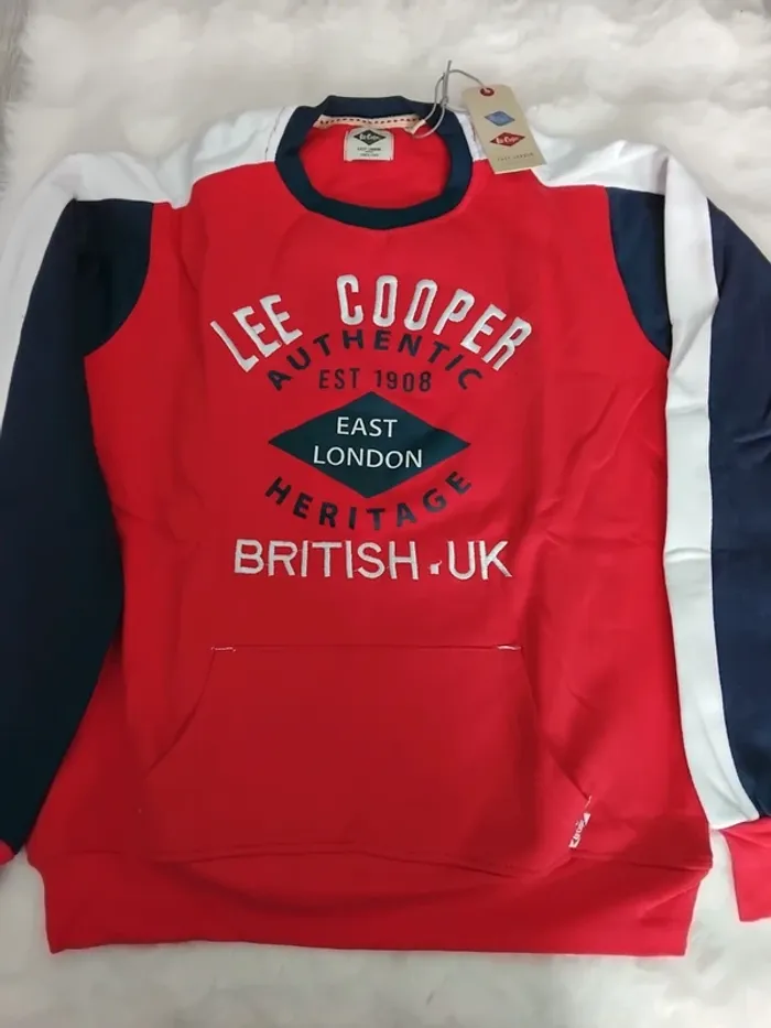 Sweat  rouge Lee Cooper ,14 ans,neuf avec étiquettes