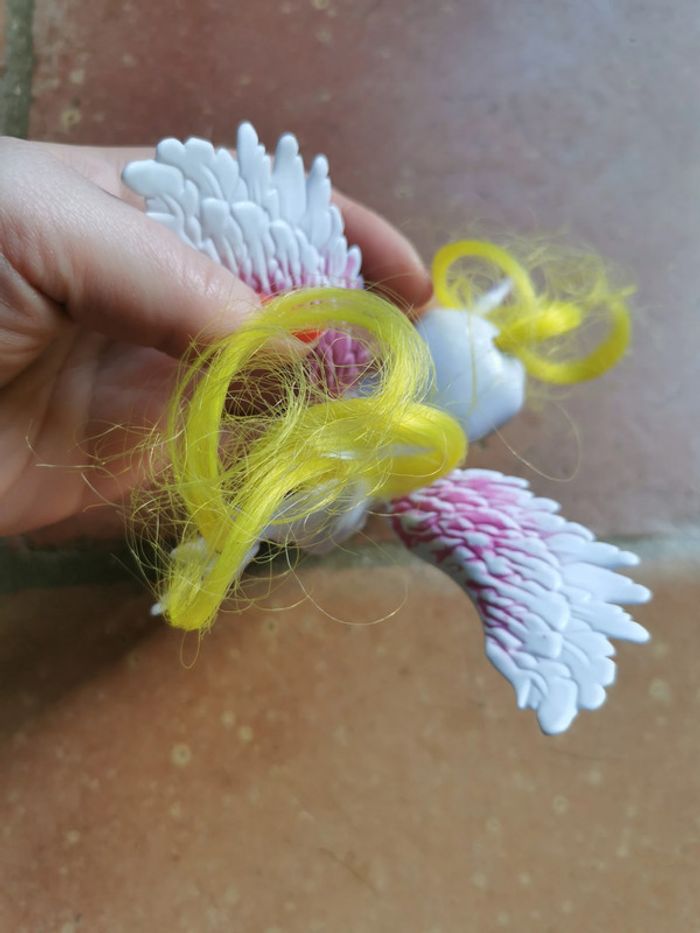 Figurine Licorne blanc et rose en plastique - photo numéro 4