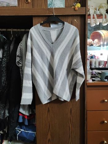 Pull gris et blanc 2L