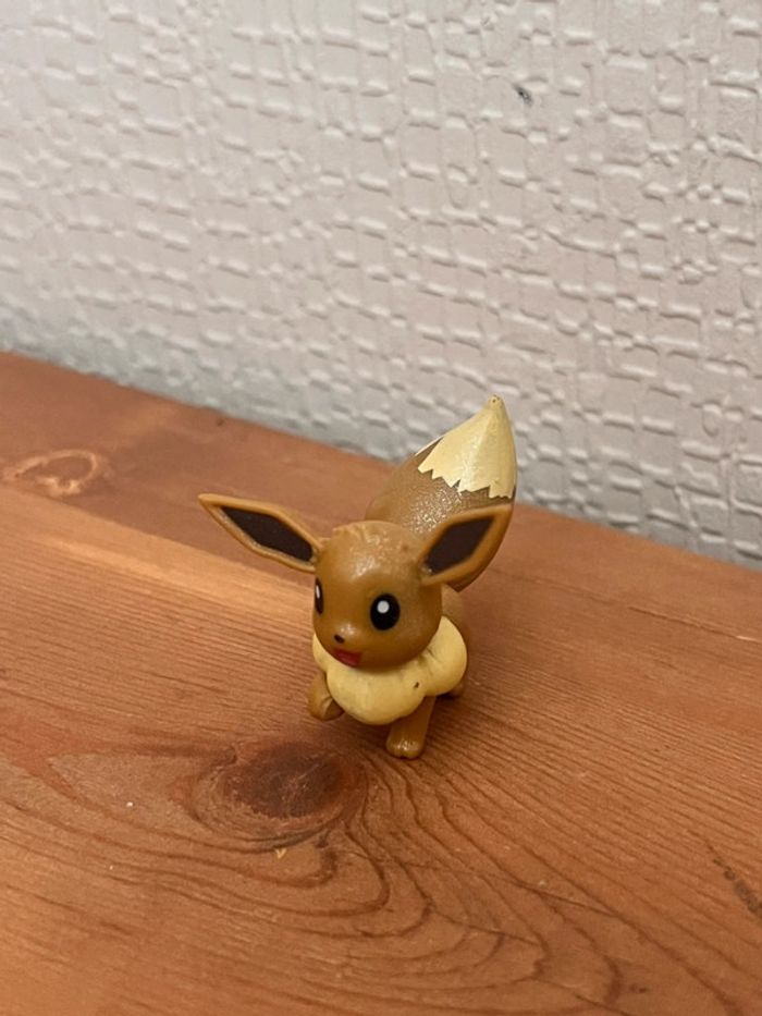 Figurine evoli - photo numéro 2