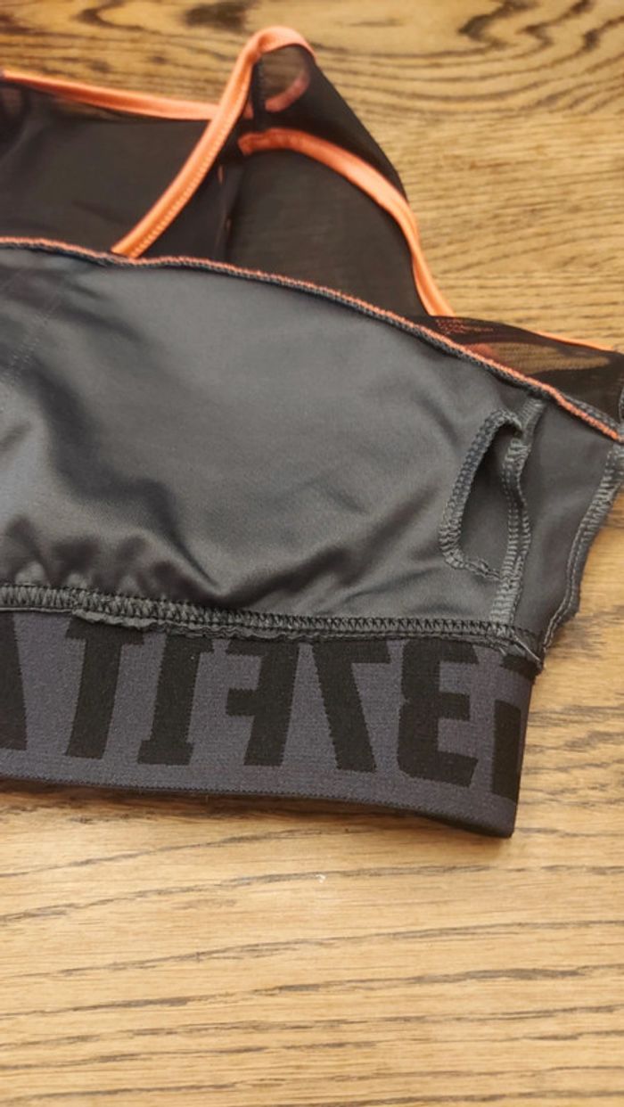 Brassière de sport Work out eur 38 it 42 - photo numéro 13