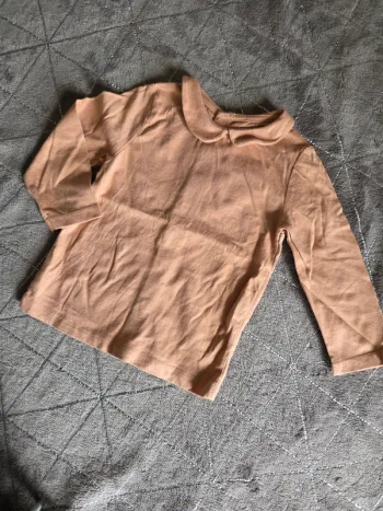 Tee shirt