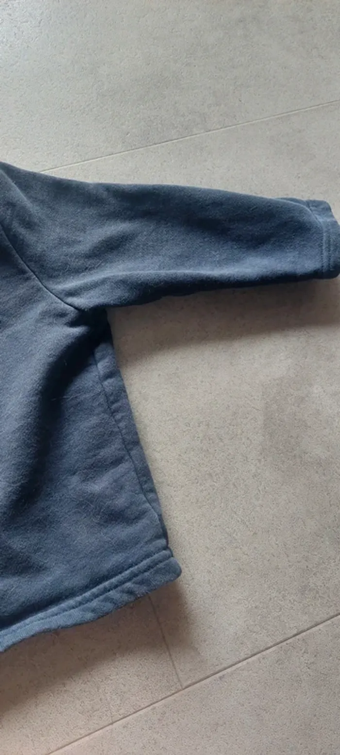 Gilet à capuche / veste obaïbi 18 mois - photo numéro 7