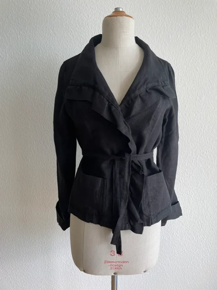 Veste noire croisée Weekend Max Mara ceinturée - photo numéro 2