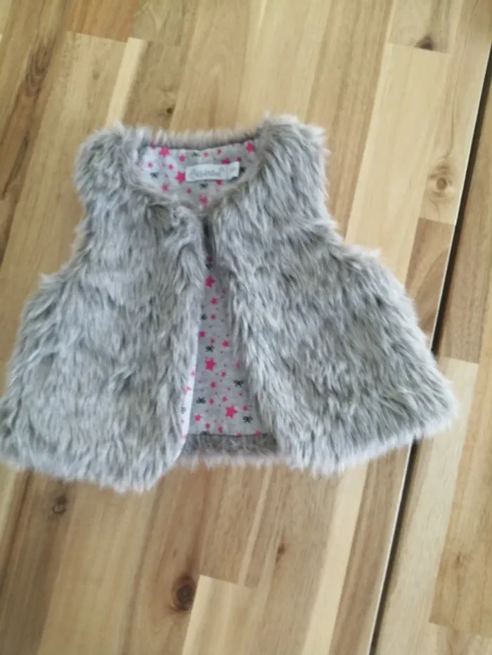 Gilet sans manche gris bébé rêve