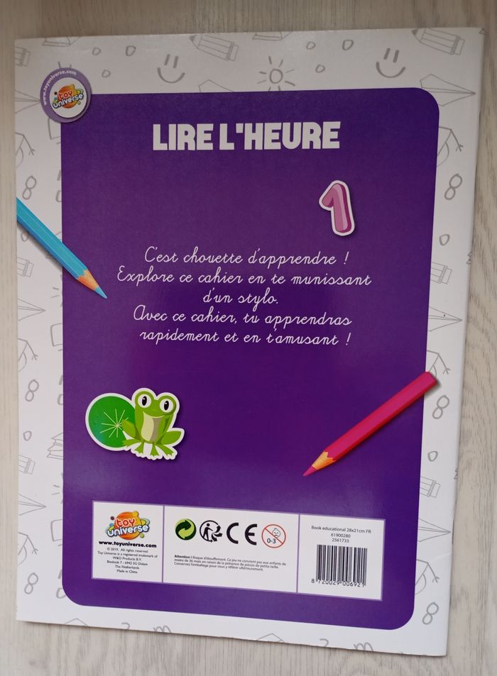 Cahier d'exercices pour lire l'heure
Avec stickers
NEUF - photo numéro 2