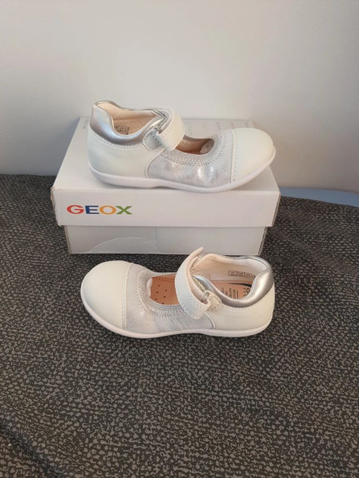 Ballerines babies en cuir Geox pointure 25 neuf avec étiquettes - photo numéro 6