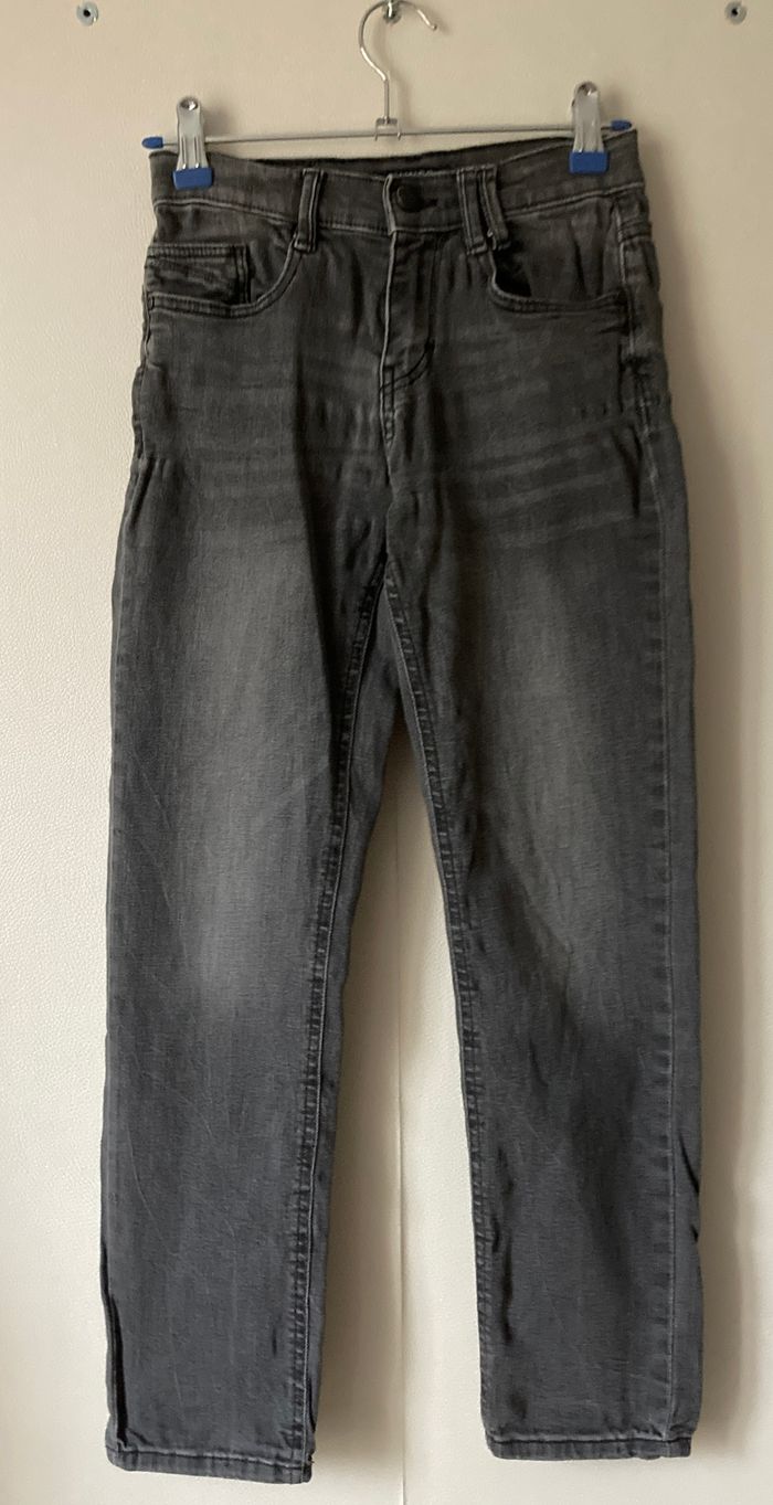 jeans gris taille 9/10 ans - photo numéro 1