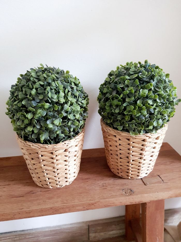 Lot de 2 caches pots IKEA avec buis artificiels