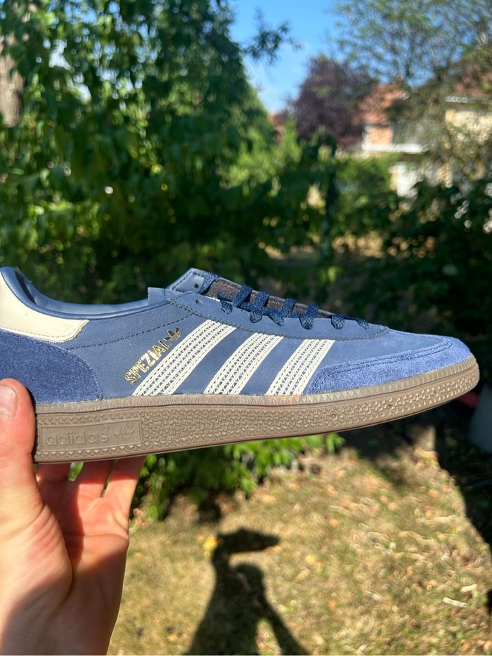 Chaussures Adidas Handball Spezial W, bleue et neuve - photo numéro 2