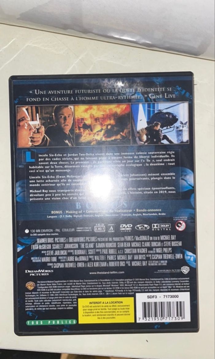 The island - photo numéro 3