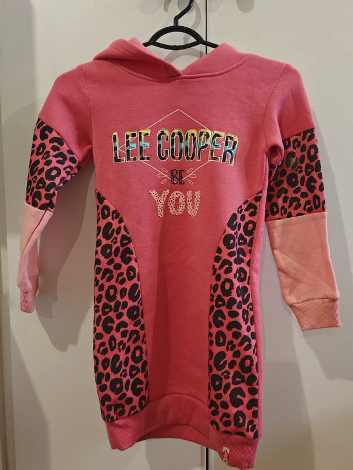 Robe sweat Lee Cooper rose fille 8 ans 🐆 Capuche & motifs léopard, tendance